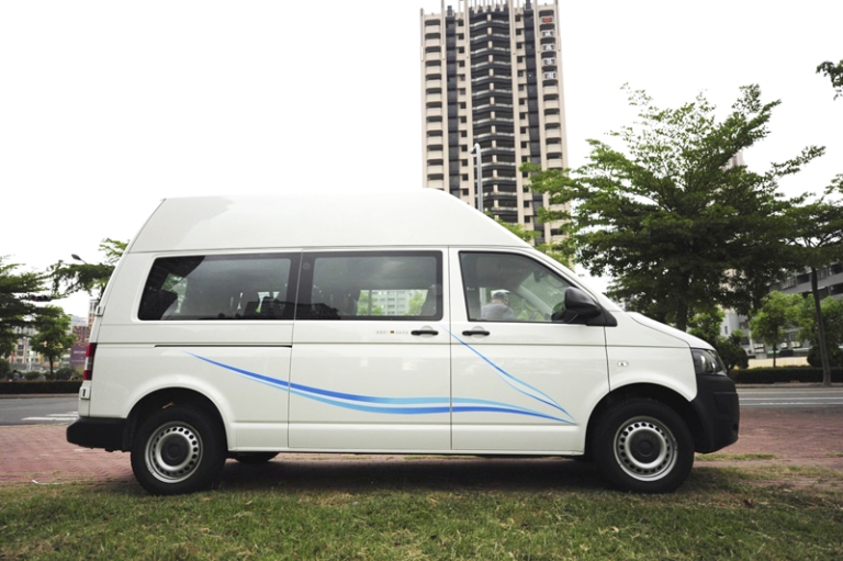 T5高頂長軸商務車