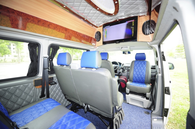 T5高頂長軸商務車