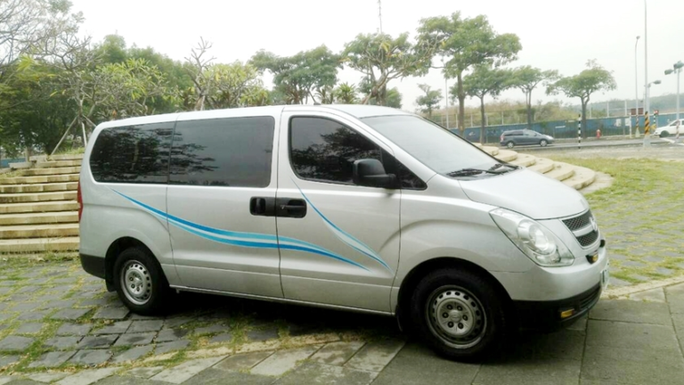 商務車