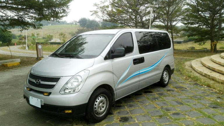 商務車