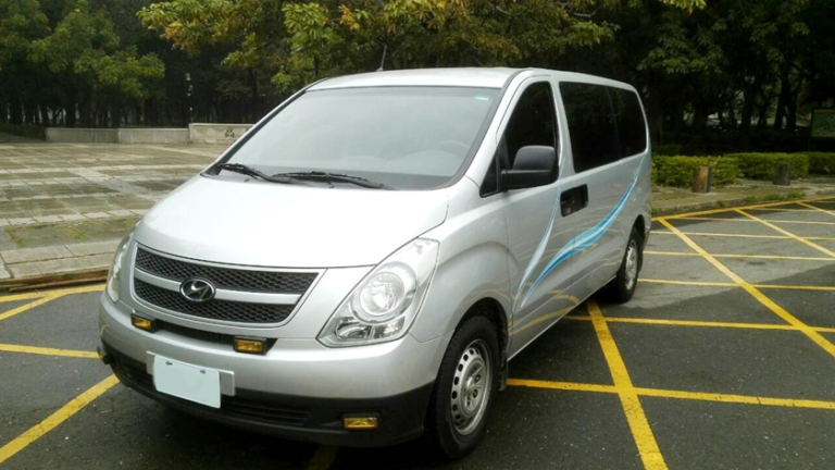 商務車
