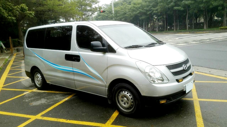 商務車