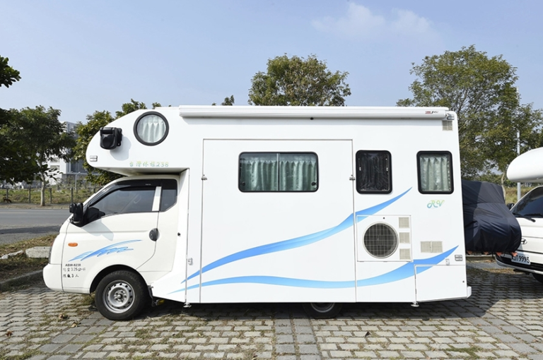 現代波特配用露營車廂（接受客製化訂製）