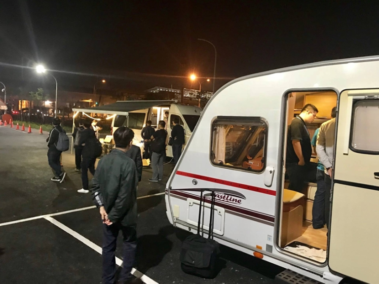 舉辦各頂活動租借露營車（含司機運送到指定地點）．室內有冷氣可當辦公室及休息室等