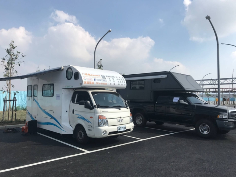 科技部辦戶外活動租各式露營車六台