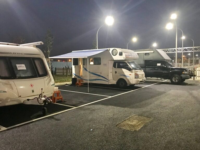 科技部辦戶外活動租各式露營車六台