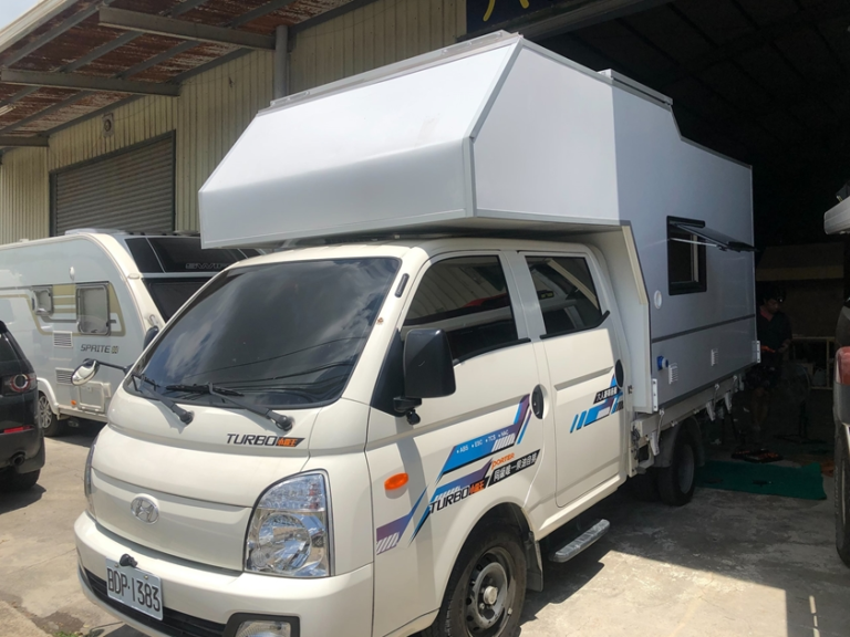 貨車雙廂承載露營車廂