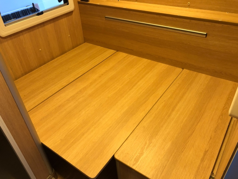 貨車雙廂承載露營車廂