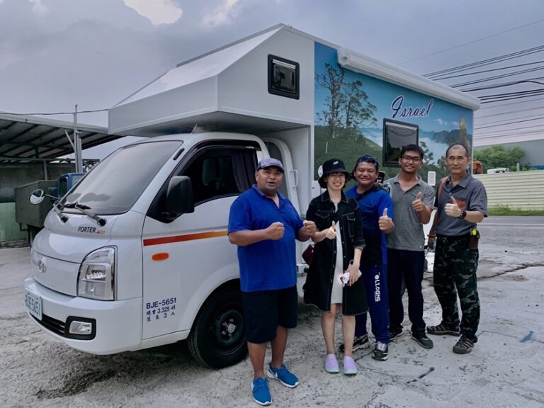 現代小霸王單廂承載式露營車