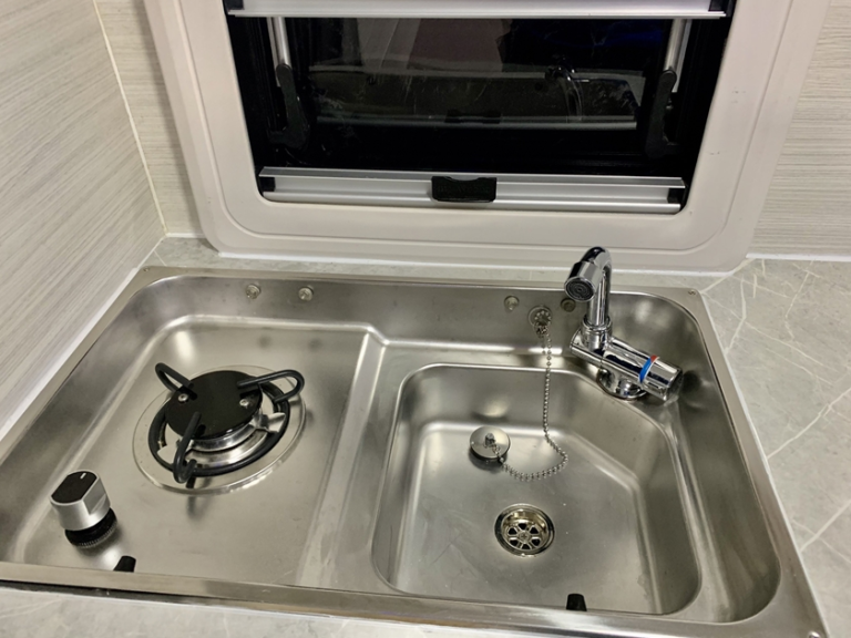 雙廂承載式露營車
