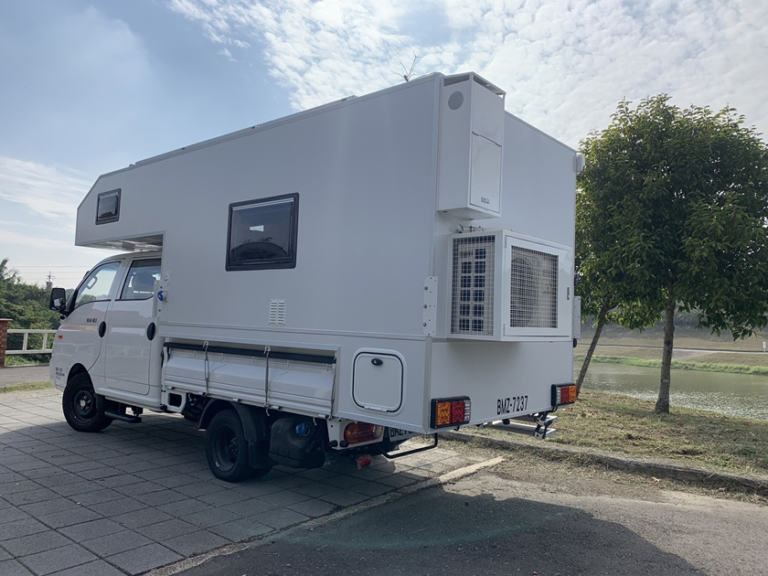 雙廂承載式露營車