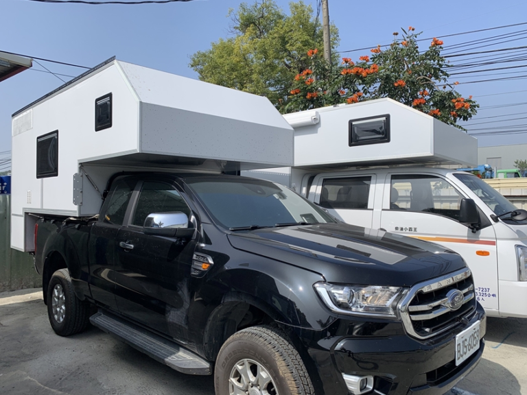雙廂承載式露營車